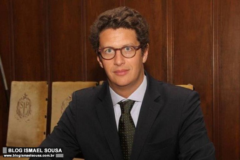 Ministro do Meio Ambiente Ã© internado em BrasÃ­lia