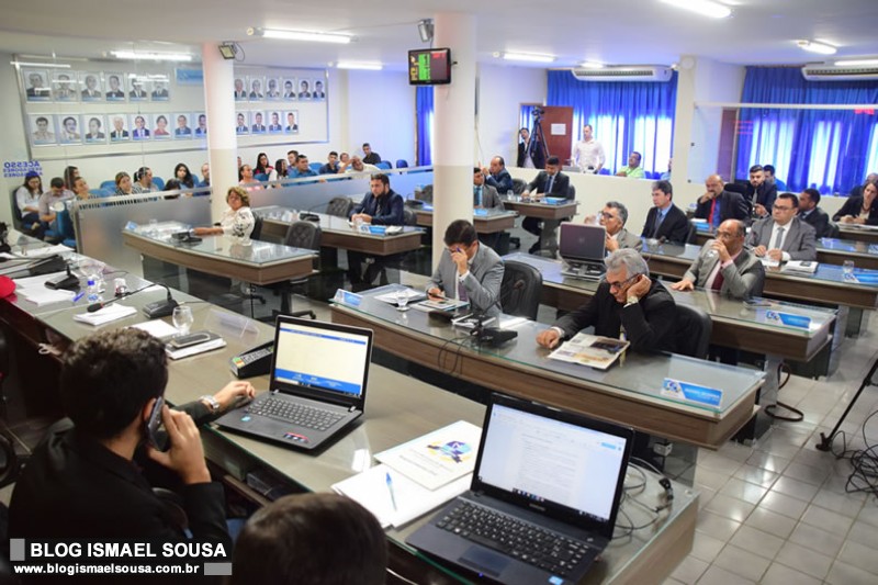 CÃ¢mara instaura CEI para apurar contratos de empresa de lixo pela Prefeitura
