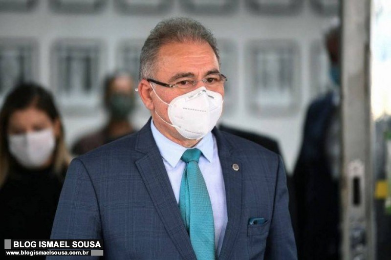 Governo Bolsonaro vai enviar 11 milhões de vacinas aos Estados na próxima semana