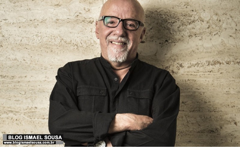 Paulo Coelho pede boicote a produtos brasileiros