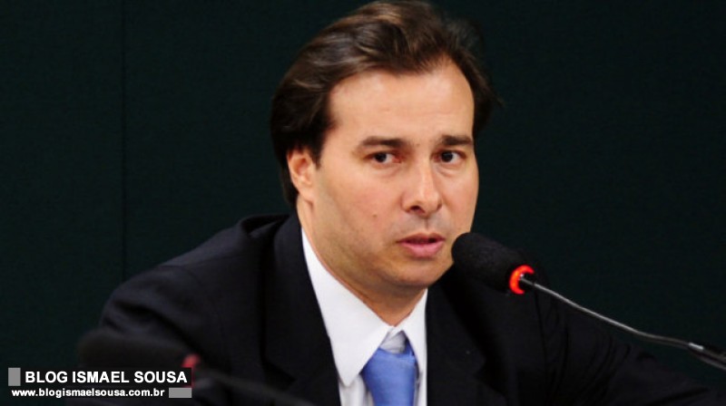 Rodrigo Maia Ã© eleito presidente da CÃ¢mara dos Deputados com 293 votos