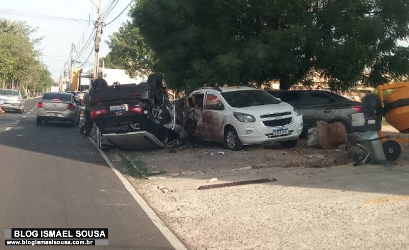 Grave acidente na Avenida JoÃ£o da EscÃ³ssia em MossorÃ³