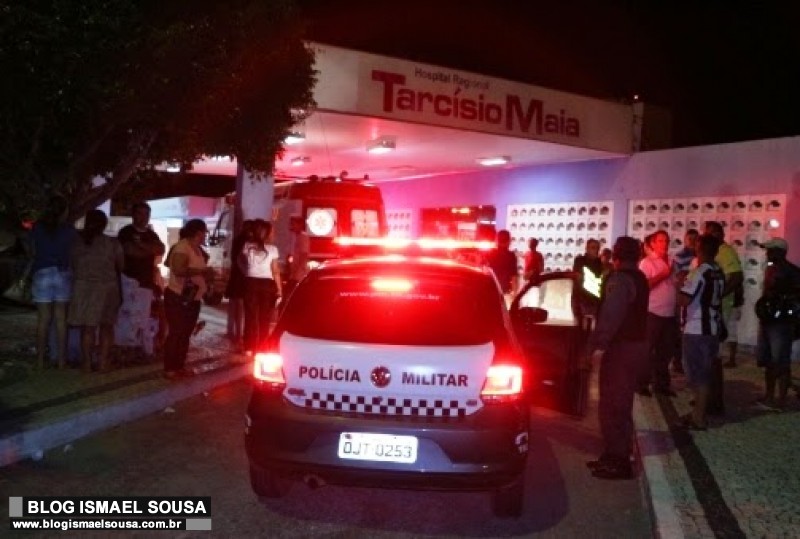 Bandidos armados realizam arrastÃ£o dentro do Hospital Regional TarcÃ­sio Maia em MossorÃ³