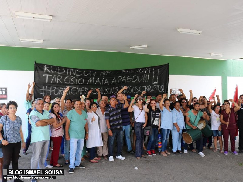 Servidores do HRTM cruzam os braÃ§os e cobram pagamento dos salÃ¡rios