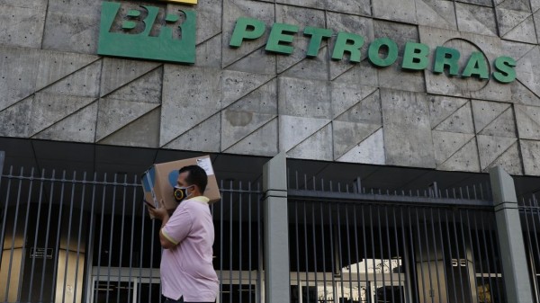 Massacre: Aumento do preço do diesel e gasolina vai ser culpa de Bolsonaro? 3R Petroleum ou de Rogério Marinho?