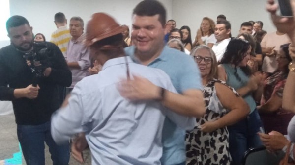 Lawrence e Allyson descartam rompimento e fortalecem parceria política para 2024