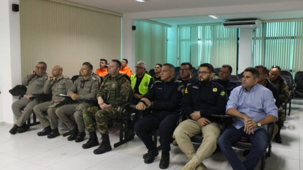 Prefeitura reúne forças de segurança para apresentar projeto de atuação do MCJ