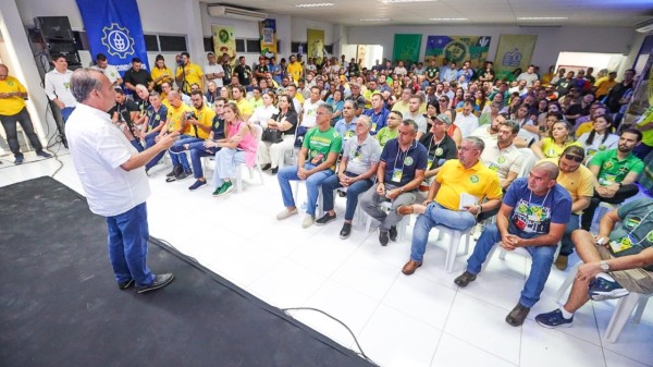 ”Governo do PT é incompetente e o RN está abandonado", diz Rogério Marinho em Seminário do Rota 22