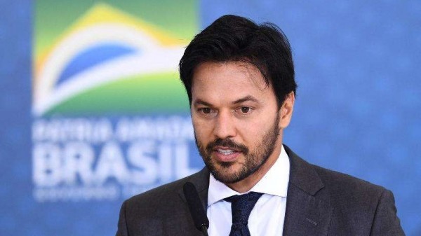 Fábio Faria nega desistência de pré-candidatura ao Senado