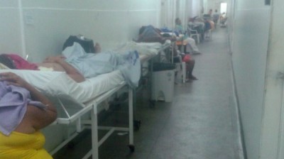 No HRTM, servidores orientam familiares a comprarem medicamentos e atÃ© soro