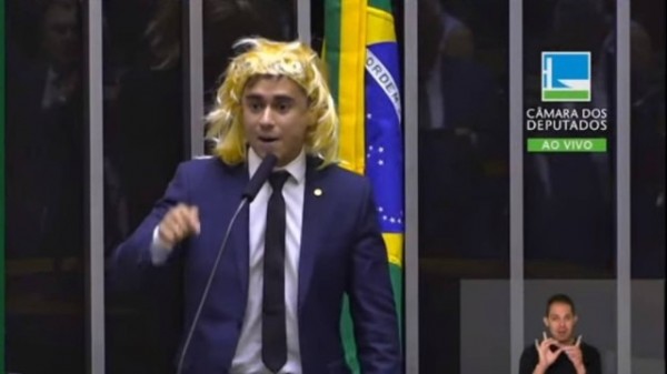 A 'lacrada' de Nikolas foi estúpida, mas não é motivo para cassação