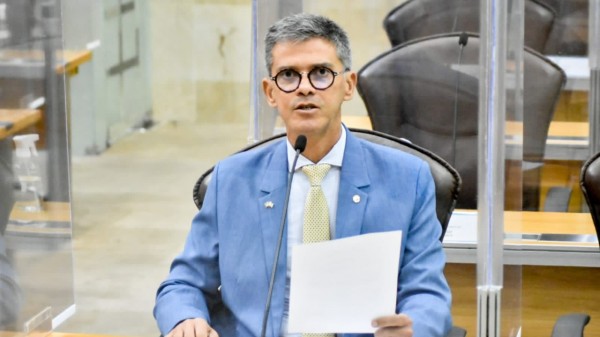 Coronel Azevedo apresenta requerimento para liberação do uso de máscaras no RN
