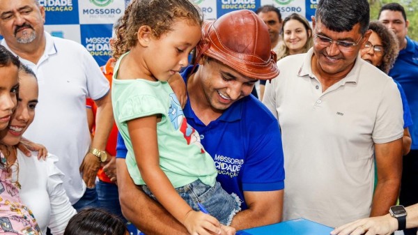 Allyson assina ordem de serviço para construção da Escola Municipal na Comunidade rural São José