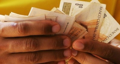 Governo anuncia para sÃ¡bado pagamento de servidores que ganham atÃ© R$ 3 mil