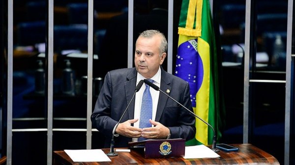Rogério Marinho e outros 24 senadores buscam mudanças no rito de impeachment de ministros do STF