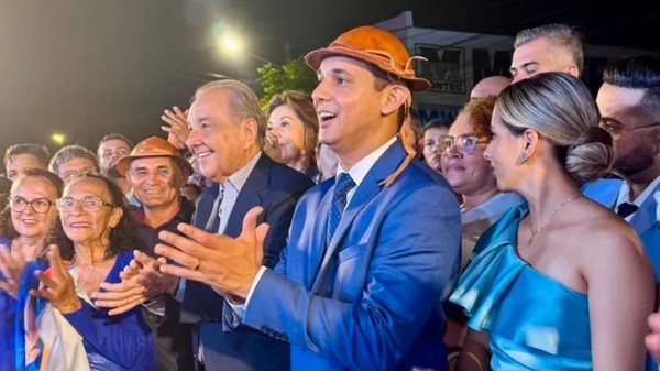 Agripino minimiza crise no União Brasil e revela que Allyson já teria dividido apoios a federais em Mossoró