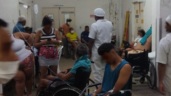 CAOS: Pacientes agonizam à espera de atendimento no HRTM