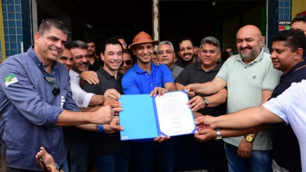 Prefeitura assina ordem de serviço para reforma e ampliação da Cobal