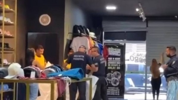 'Me sentindo um bandido, um traficante', diz lojista ao ter loja fechada pela Receita Federal