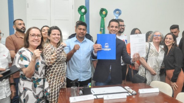 Associações e entidades comemoram regulamentação de lei contra soltura de fogos ruidosos