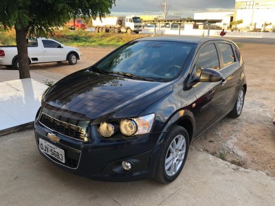 Vende-se Chevrolet Sonic 1.6 LTZ - ano 2014