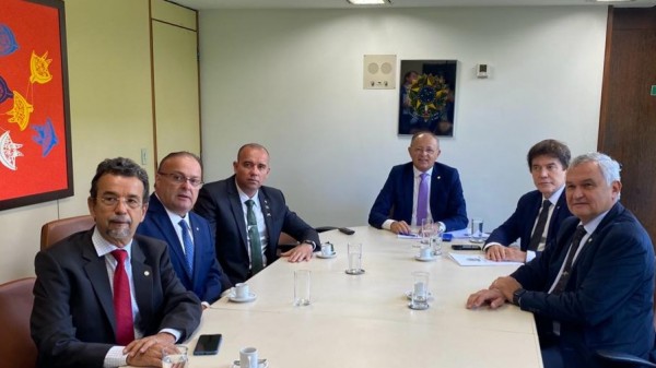 Em reunião com bancada do RN, Girão cobra prestação de contas de R$ 16 milhões para Reta Tabajara