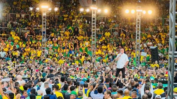 Em convenção do PL, Bolsonaro exalta trabalho de Rogério para concluir transposição