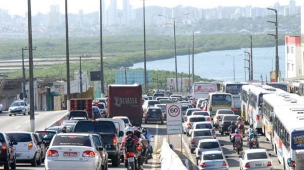 General Girão cobra providências ao DNIT para liberação da Ponte de Igapó