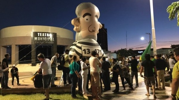 Manifestantes preparam atos contra Lula durante passagem por Mossoró