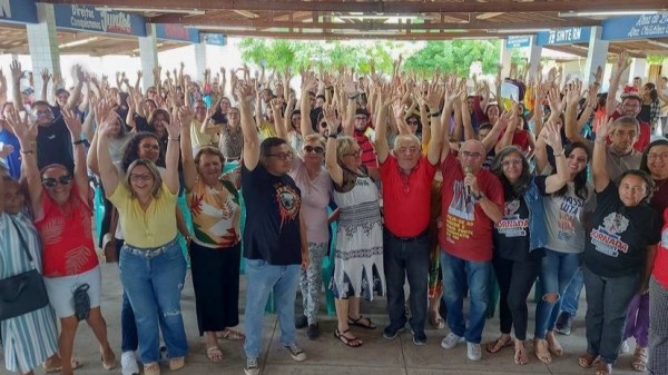 Urgente: Professores rejeitam proposta do Governo Fátima e aprovam indicativo de greve em Mossoró