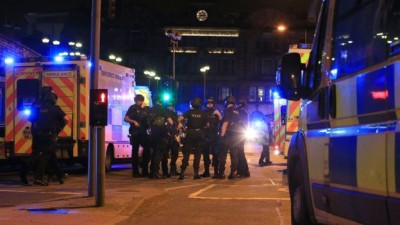 Ataque terrorista em show de Ariana Grande em Manchester deixa vÃ¡rios mortos
