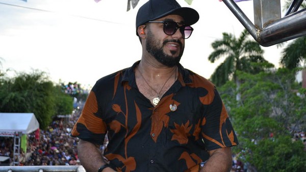 URGENTE: Cantor Raí Saia Rodada é internado às pressas no Hospital Wilson Rosado em Mossoró