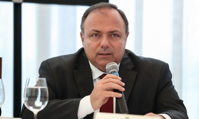 VacinaÃ§Ã£o em massa comeÃ§a em janeiro, afirma Pazuello