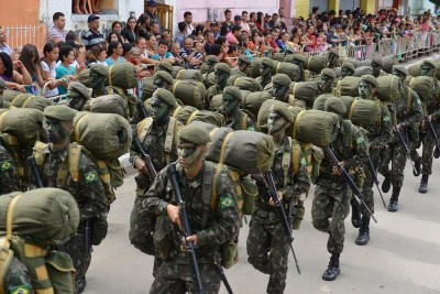 ApÃ³s ataque contra Bolsonaro, CÃºpula do ExÃ©rcito convoca reuniÃ£o de emergÃªncia