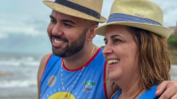 Claudia Regina e Petras anunciam desfiliação do União Brasil