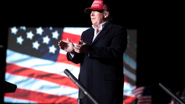 Trump deve anunciar candidatura à Casa Branca: “Preparem-se”