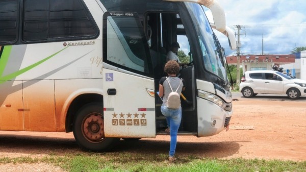 Universitários de Mossoró têm transporte escolar assegurado pela Prefeitura