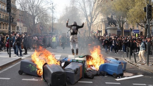 Caos na França: A onda de violência que pode se espalhar para toda Europa