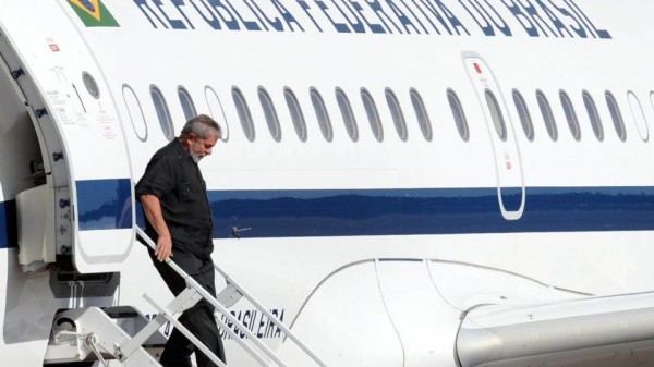 Mudança de plano: Lula deve desembarcar no Ceará e passar por Luís Gomes (RN)