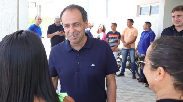 Fábio Dantas tem dificuldades de conquistar apoio da direita do RN