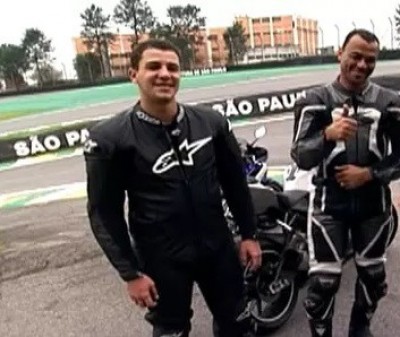 Filho mais velho de Cafu morre jogando futebol em SP