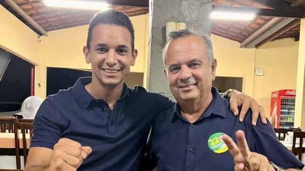 Em Mossoró, Rogério Marinho agradece ao prefeito Allyson pela votação expressiva