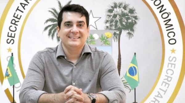 Alan Oliveira deixa a Secretaria de Desenvolvimento Econômico do RN