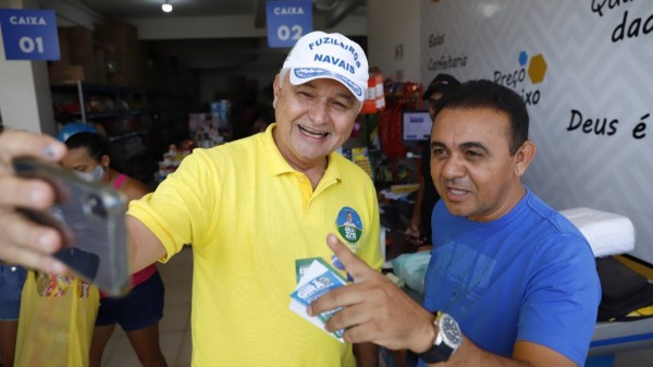 General Girão promove Adesivaço da Lealdade no QG Bolsonaro em Natal
