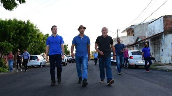 Programa “Asfalto no Bairro” avança na região do Grande Santo Antônio