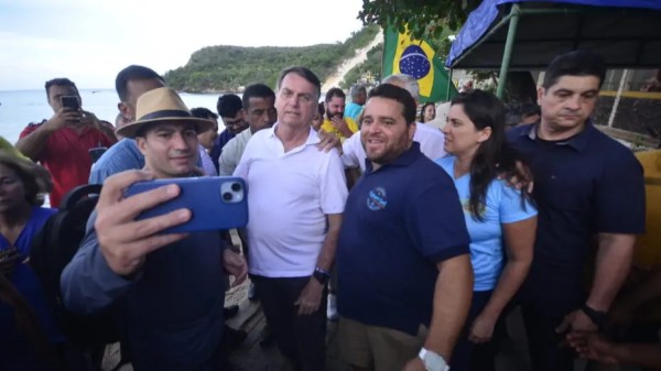 Câmara Municipal aprova título de cidadão natalense para Bolsonaro