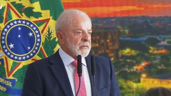 Lula veta integralmente PL que reduz penas de Bolsonaro e condenados do 8 de Janeiro