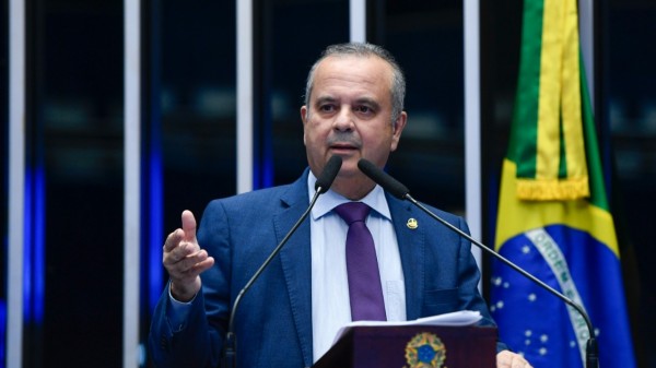 Rogério Marinho aprova emenda que fortalece metas de saneamento básico em áreas rurais