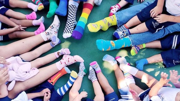 Coletivo de Mães T21 e Mães Atípicas promove ação no Dia Mundial da Síndrome de Down