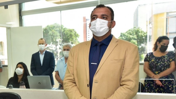 Isaac da Casca anuncia saída do DC para disputar uma cadeira na AL-RN